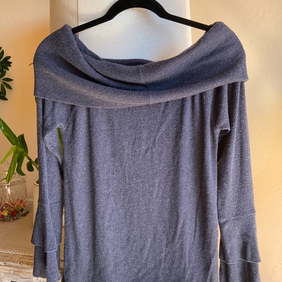 CHASER Women’s Top Size Med - Picture 3 of 7